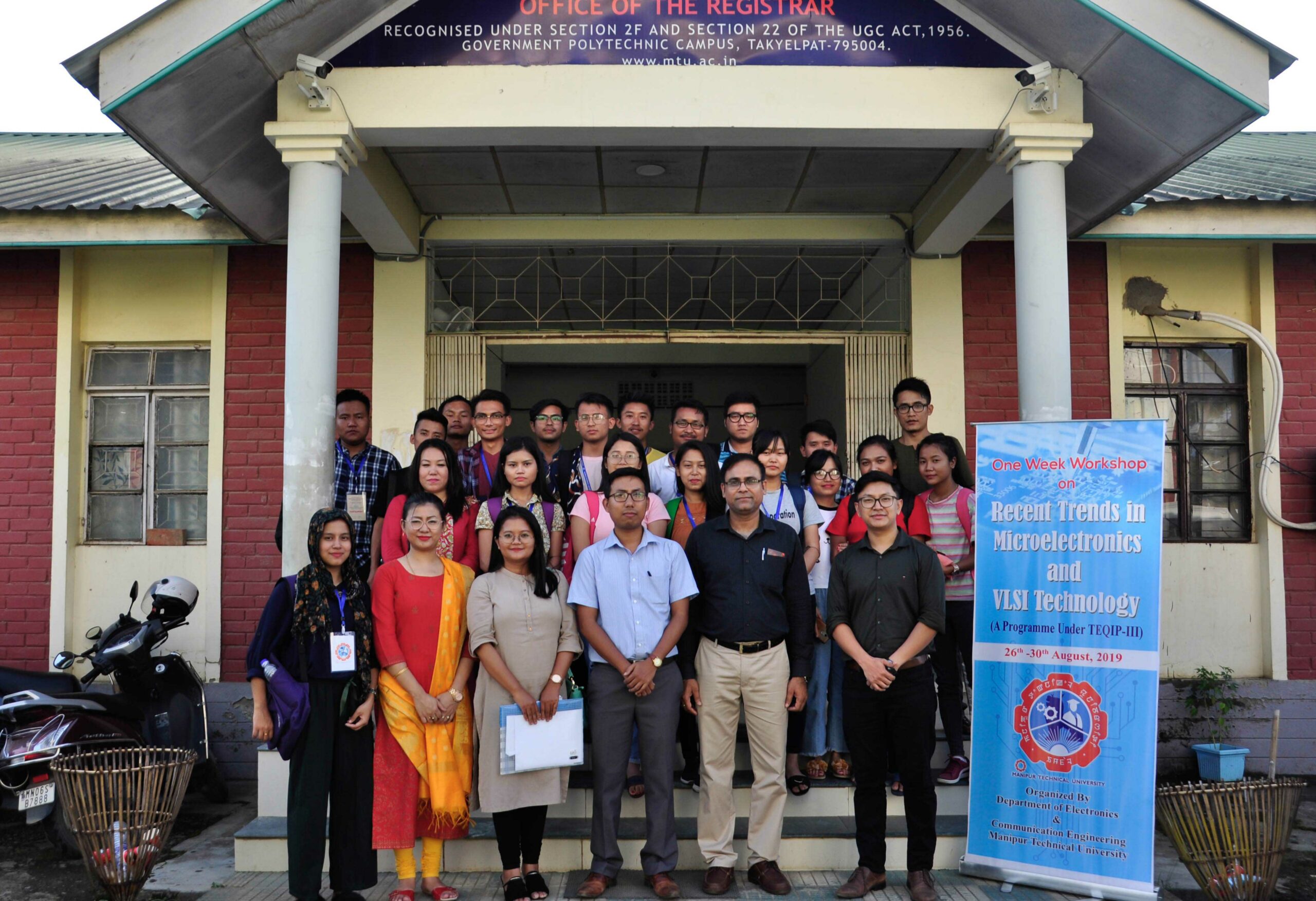 Read more about the article Five days Workshop on Microelectronics and VLSI Technology